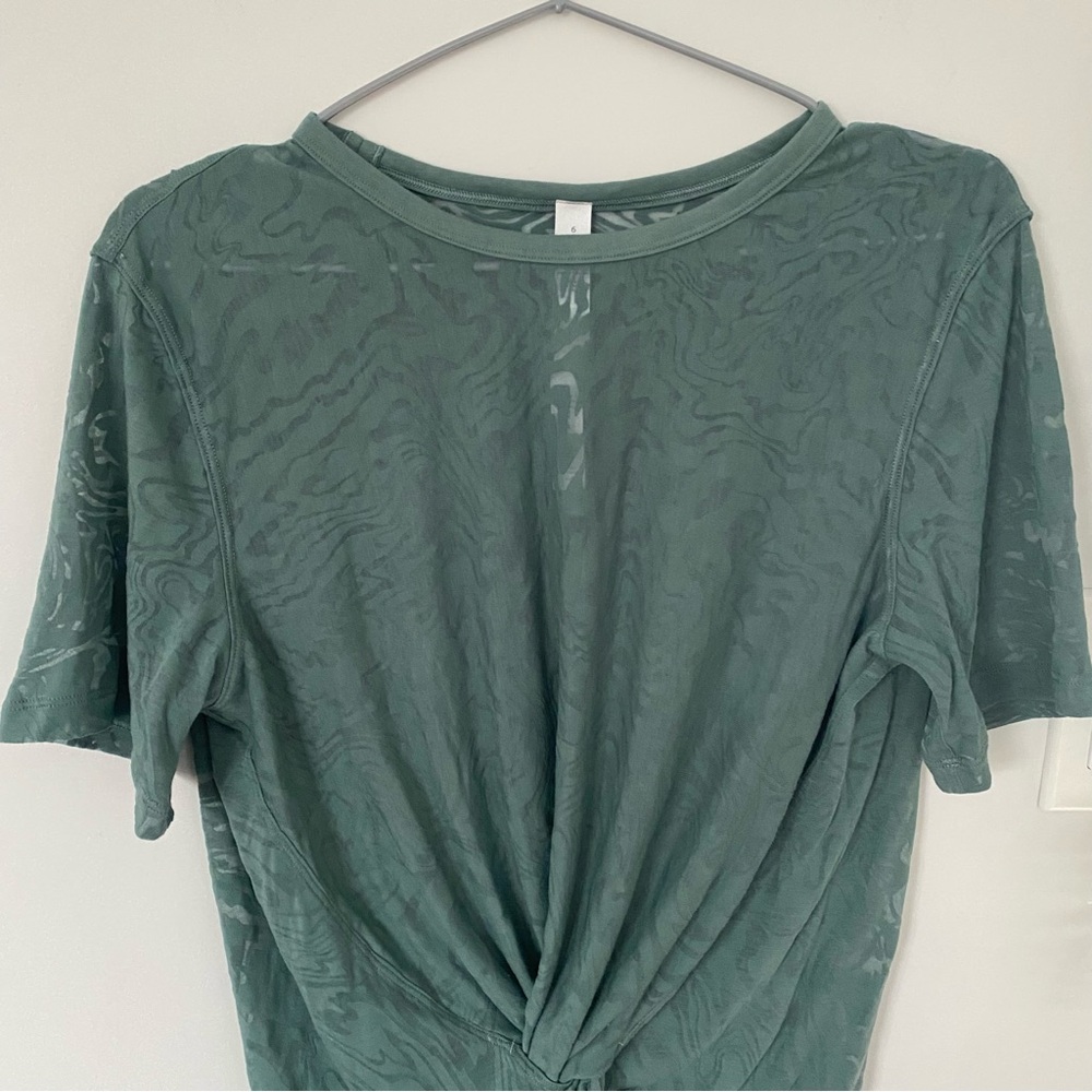 Lululemon Crescent Tee *Veil Tidewater Teal Size 6 - Picture 4 of 10